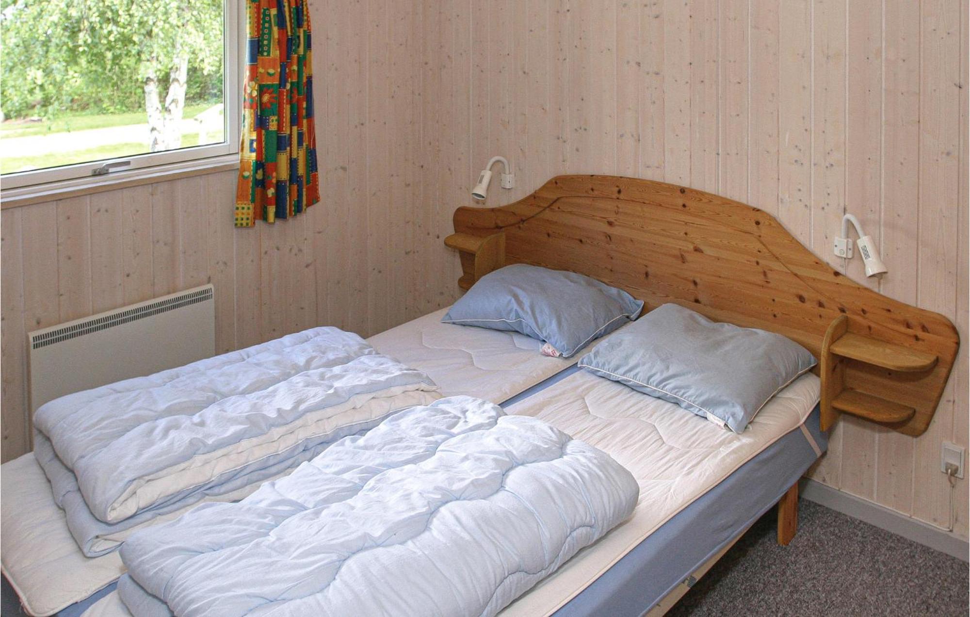 3 Bedroom Cozy Home In Farvang Bagian luar foto